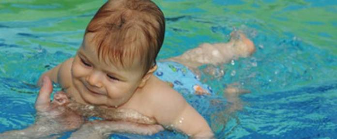 Kinderschwimmen gegen Haltungsschäden